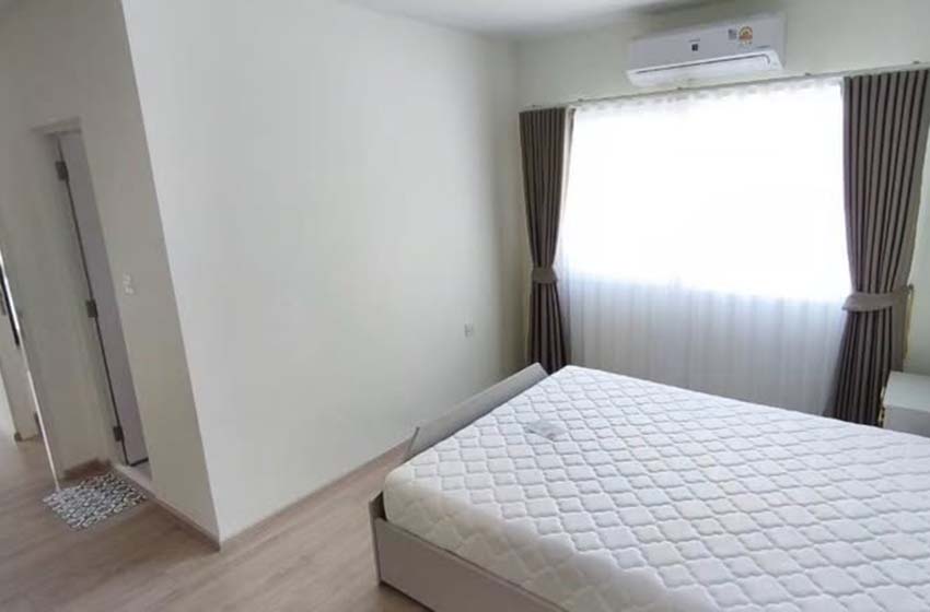 House with Shared Pool in Bangnatrad 
